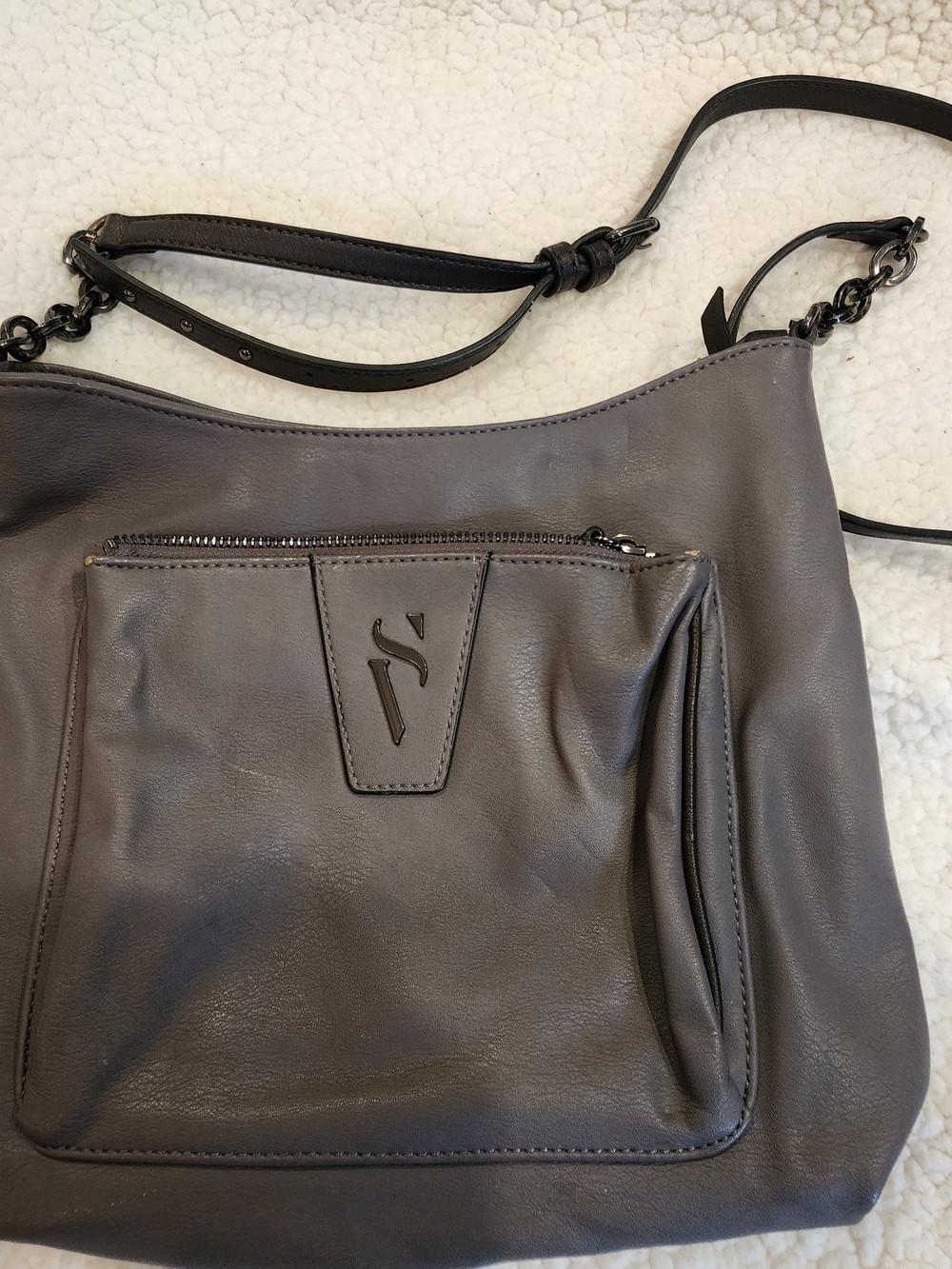 Simply Vera Vera Wang Gray Leather Shoulder Bag with Front Zip Pocket